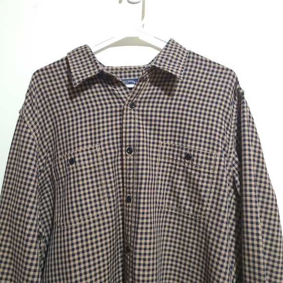 J Crew Long Sleeves Button Up Size XL - Picture 3 of 6